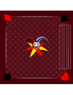 Tapis de jeu de belote bordeaux avec motif joker au centre, symboles de cartes aux coins, et tableau de comptage des points