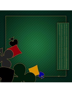 Tapis de jeu de belote à 4 vert avec motifs de pique, carreau, cœur et trèfle aux coins, et tableau de comptage des points